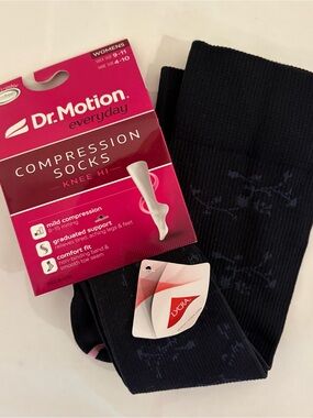 Dr. Motion Mild Compression 8-15mmHg Knee-Hi Women's Socks - 1 pair 9-11 size